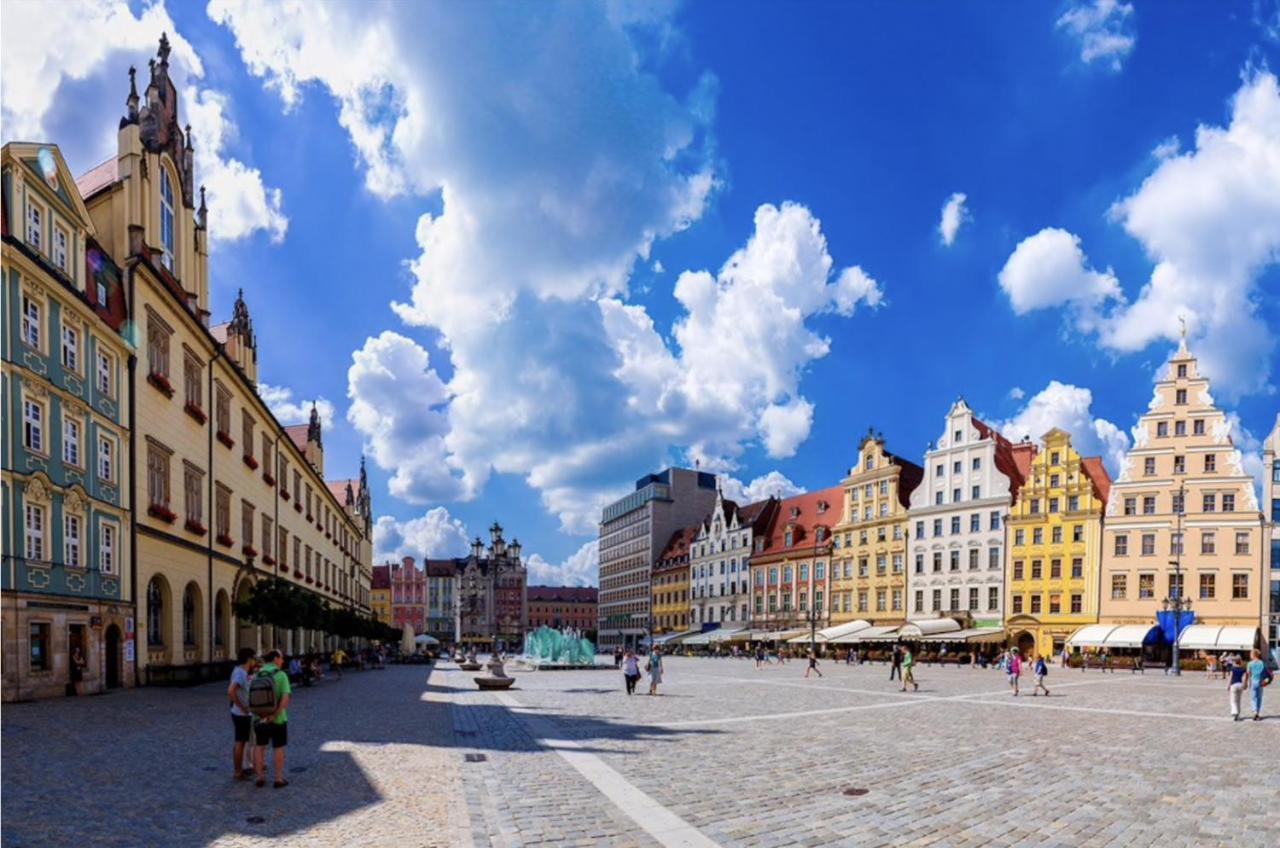 Klimatyczny Apartament Przy Rynku Breslavia Esterno foto