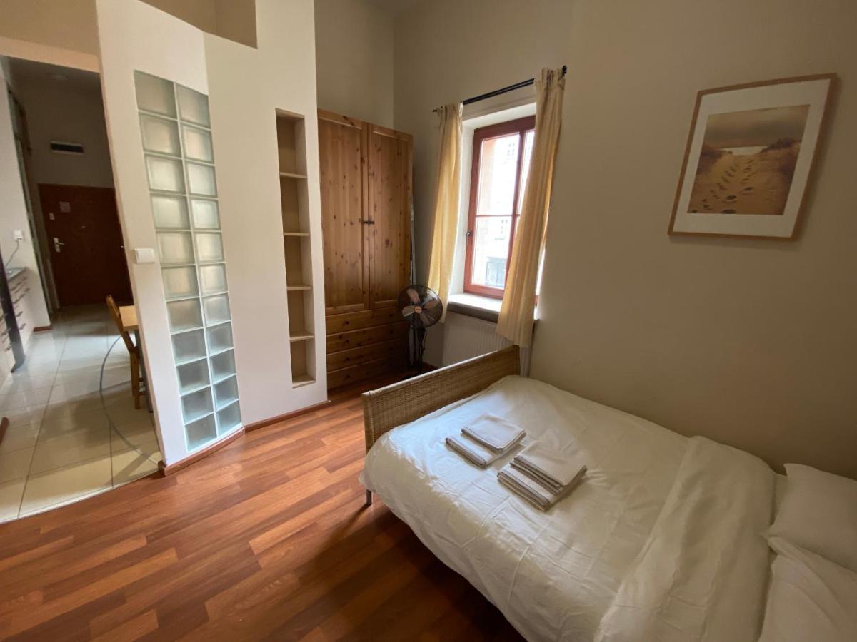 Klimatyczny Apartament Przy Rynku Breslavia Esterno foto