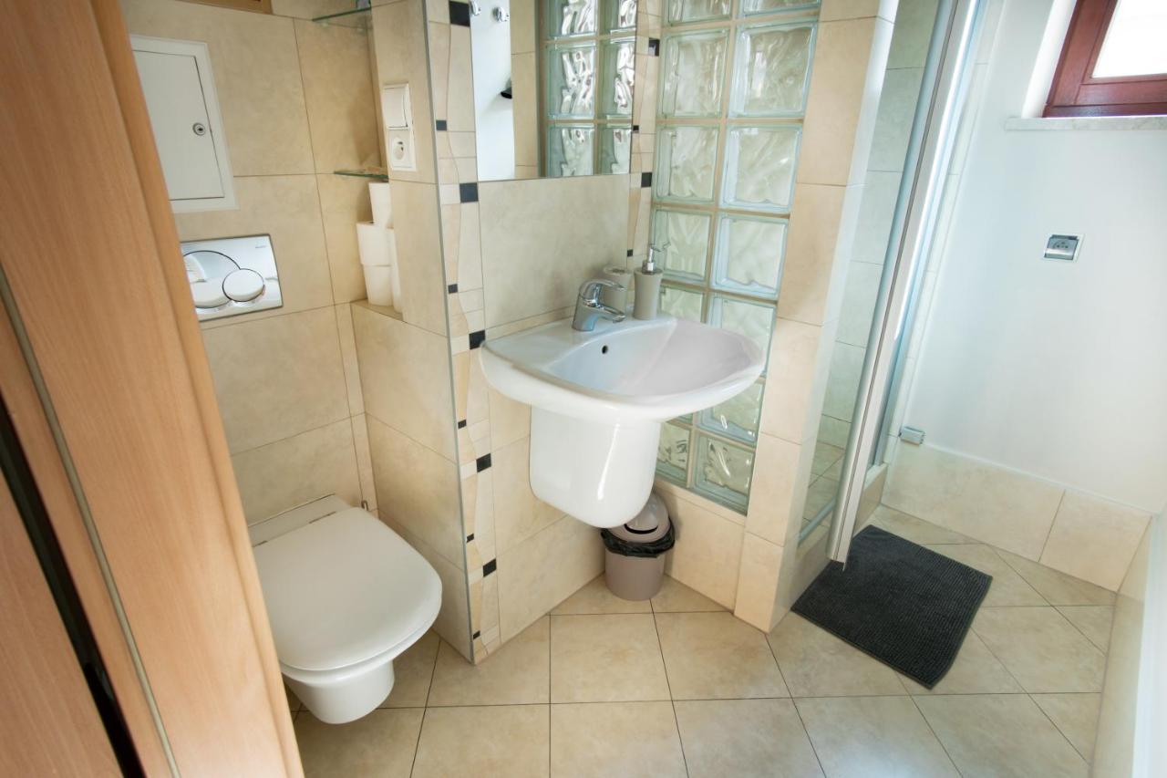 Klimatyczny Apartament Przy Rynku Breslavia Esterno foto